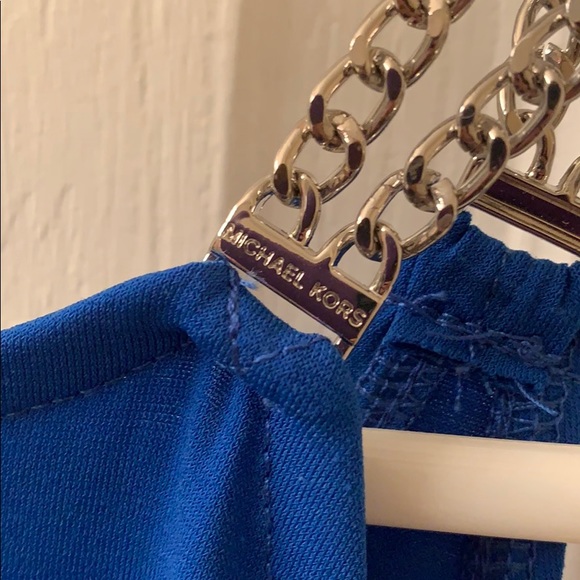 Michael Kors blue chain strapped flowy tank top - Picture 7 of 7